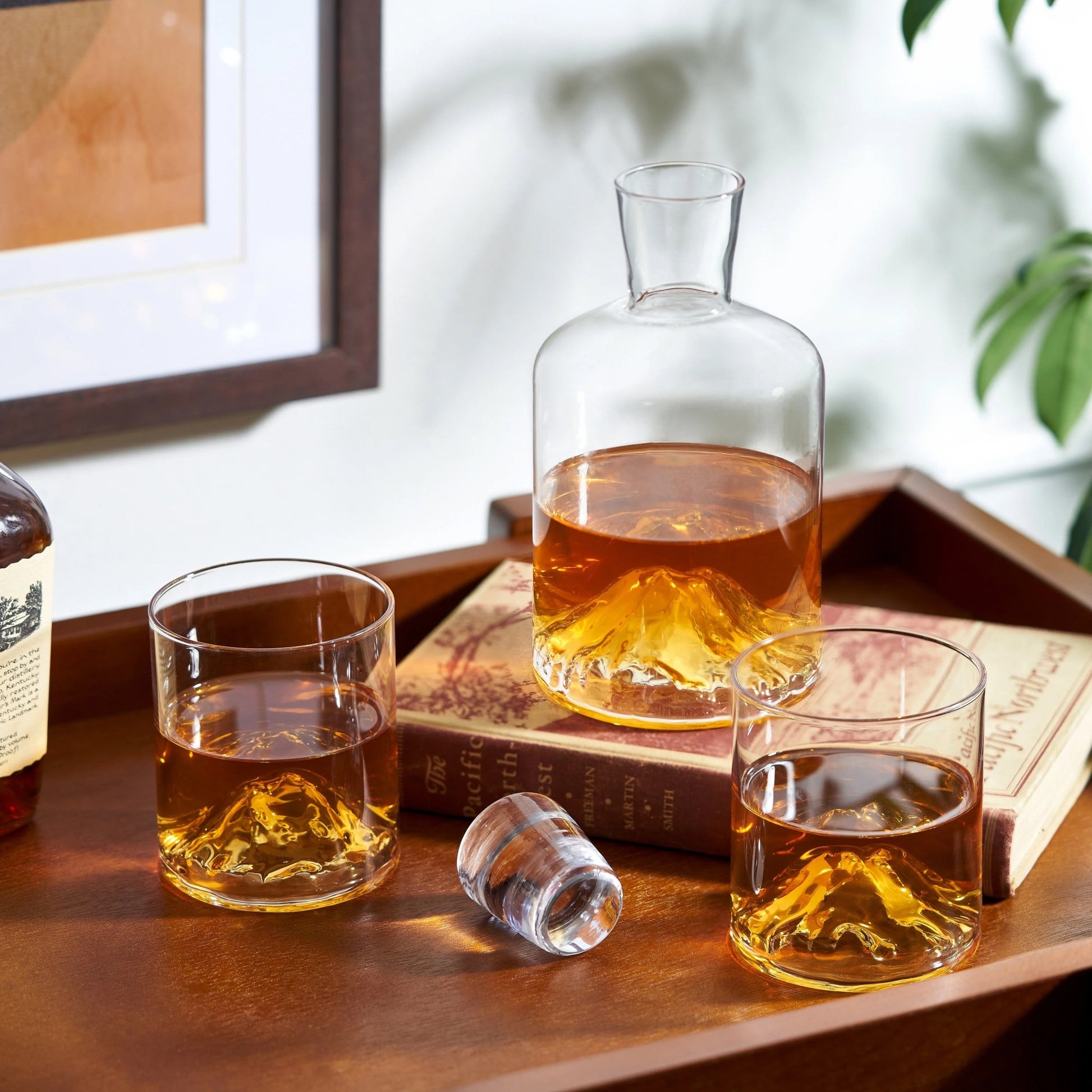 Personalized Mountain Decanter and Tumblers - Etchified-Viski®-ETC-TB-2909-29090001