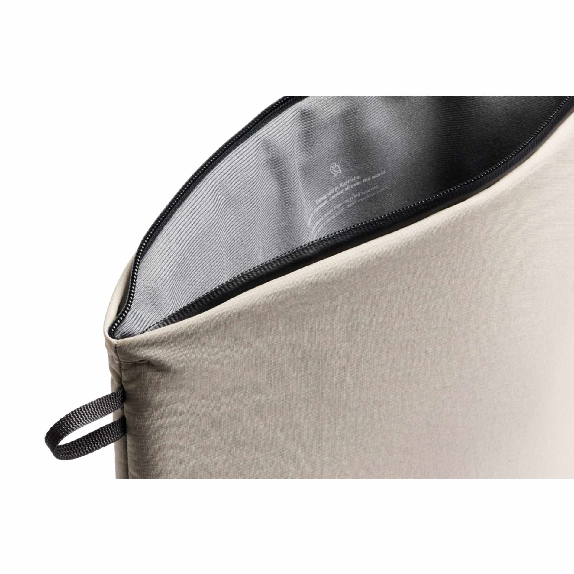Bellroy Lite Recycled 16" Laptop Sleeve - Etchified - Etchified - 4400-22ASH
