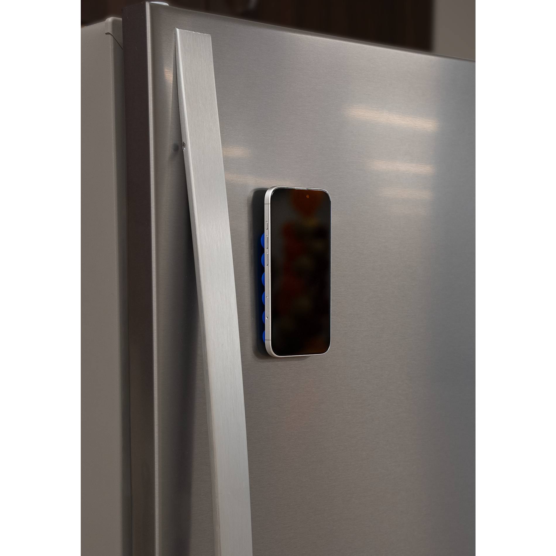 Hang On Suction Phone Case Mount with Magnets - Etchified - Etchified - 7142-76RYL