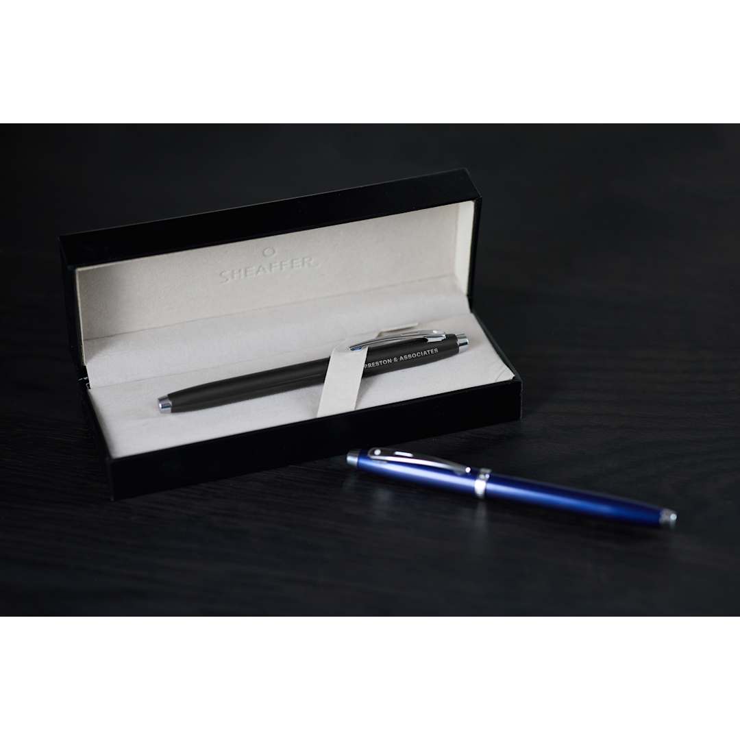 Sheaffer® 100 Glossy Lacquer Roller Ball - Etchified - Sheaffer - 2933-31BL