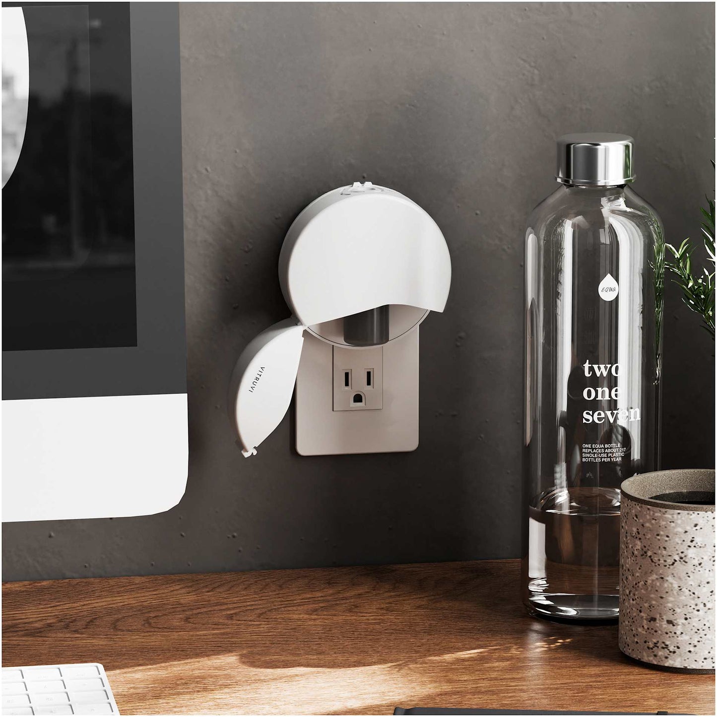 Vitruvi Plug - In Wall Diffuser + 1 Oil Bundle - Etchified - Etchified - 1414-03WH