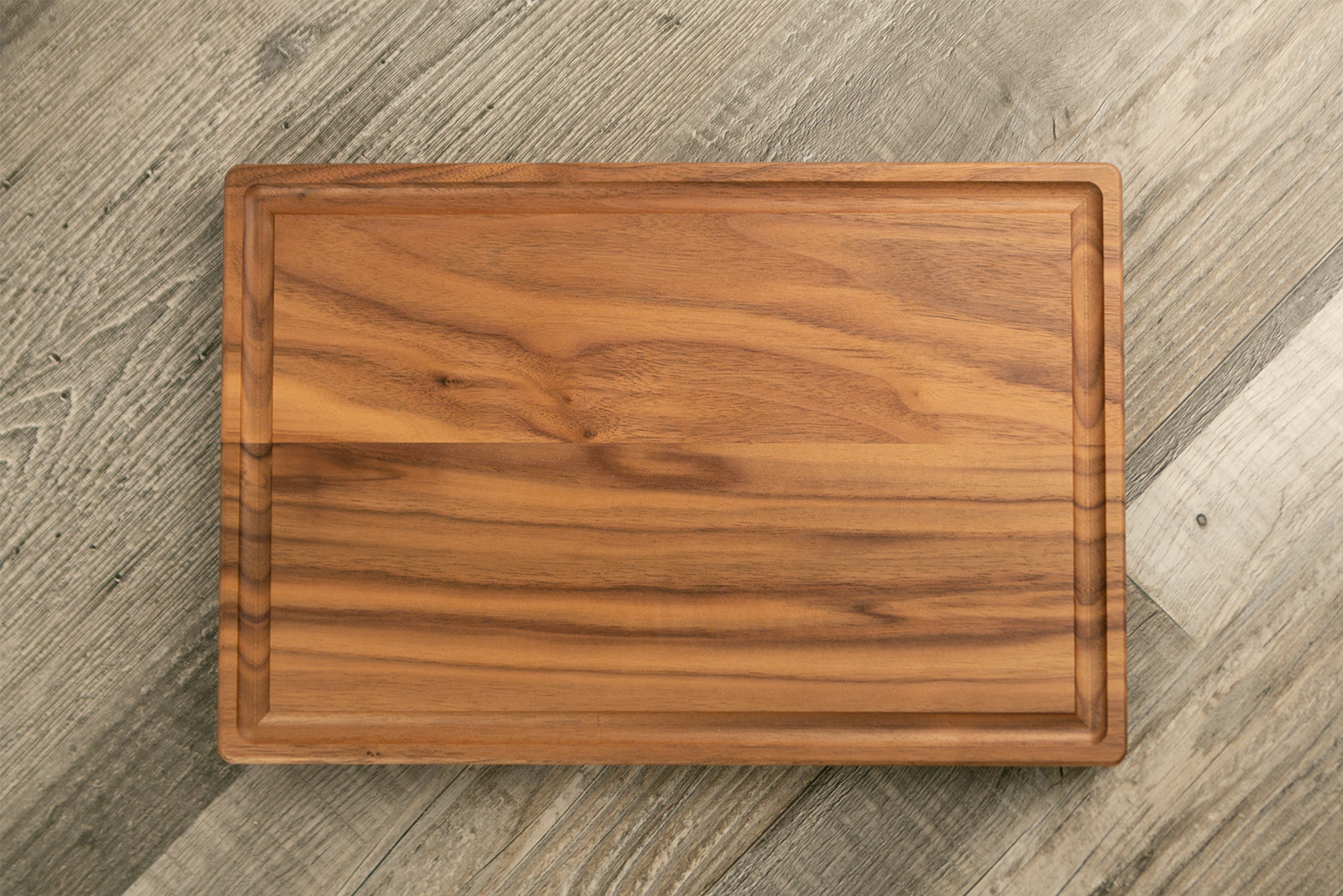 Walnut Charcuterie / Cutting Board - 8"x12" Rectangle with Juice Groove
